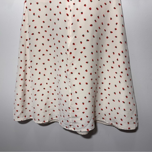 Madewell Silk Clover Button-Front Dress in Fresh Strawberries Size 8 - Picture 8 of 12